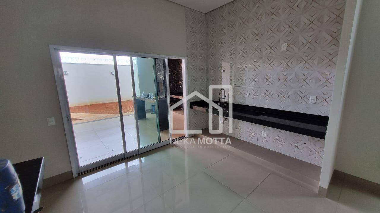 Casa de Condomínio à venda com 3 quartos, 154m² - Foto 2