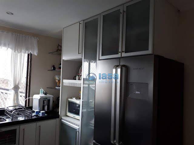 Apartamento à venda com 3 quartos, 140m² - Foto 16