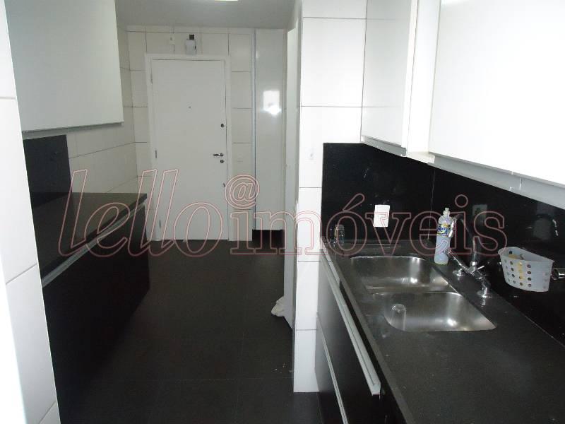 Apartamento para alugar com 3 quartos, 112m² - Foto 15