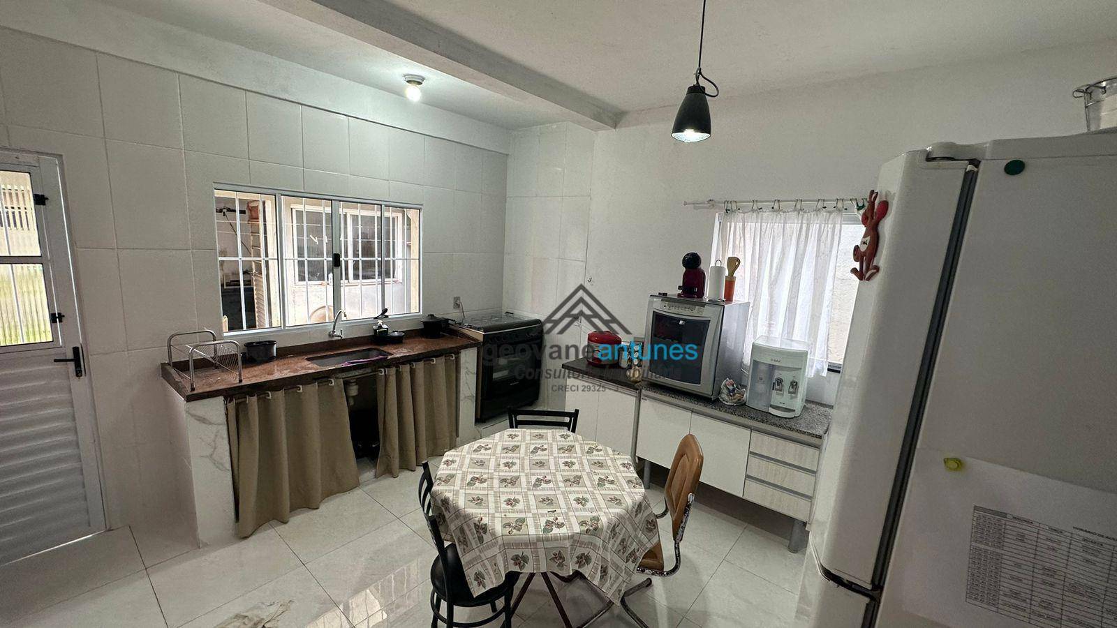 Casa à venda com 3 quartos, 230m² - Foto 12