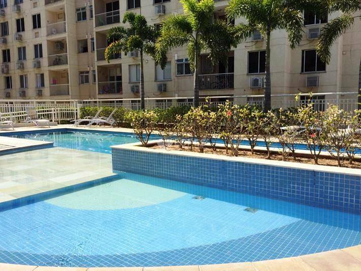 Apartamento à venda com 2 quartos, 65m² - Foto 12