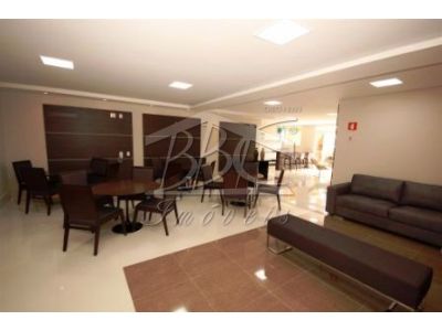 Apartamento à venda com 2 quartos, 61m² - Foto 4