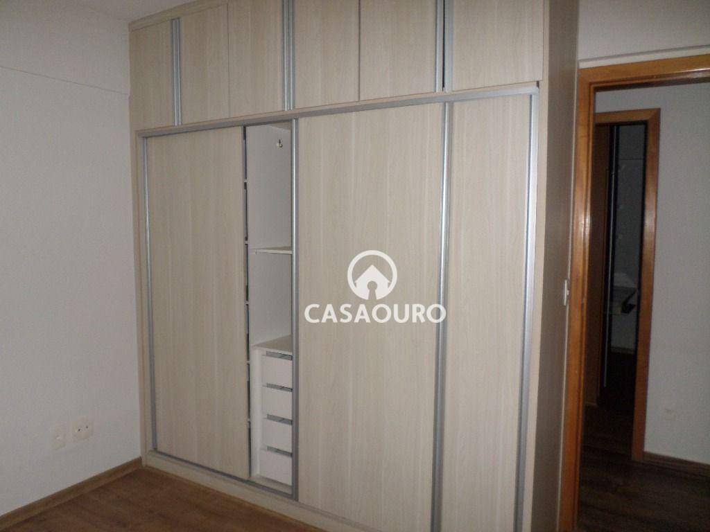 Apartamento à venda com 3 quartos, 160m² - Foto 6