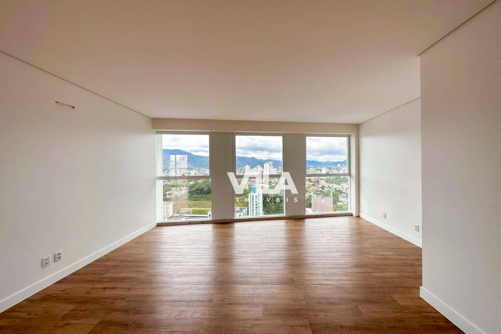 Apartamento à venda com 3 quartos, 125m² - Foto 11