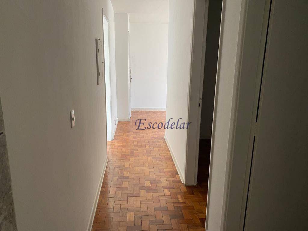 Apartamento à venda com 2 quartos, 60m² - Foto 6