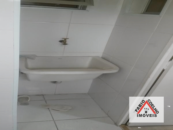 Apartamento à venda com 2 quartos, 74m² - Foto 2