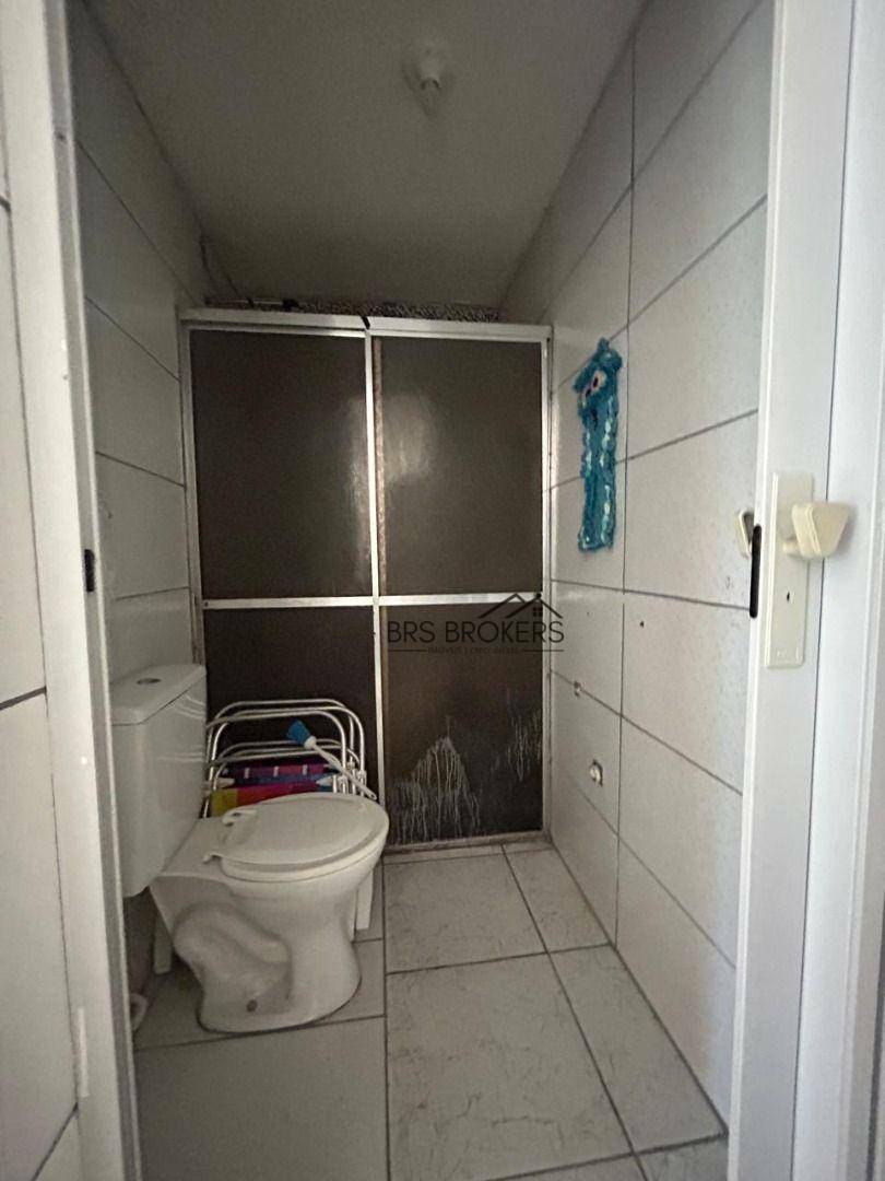 Sobrado à venda com 5 quartos, 200m² - Foto 15