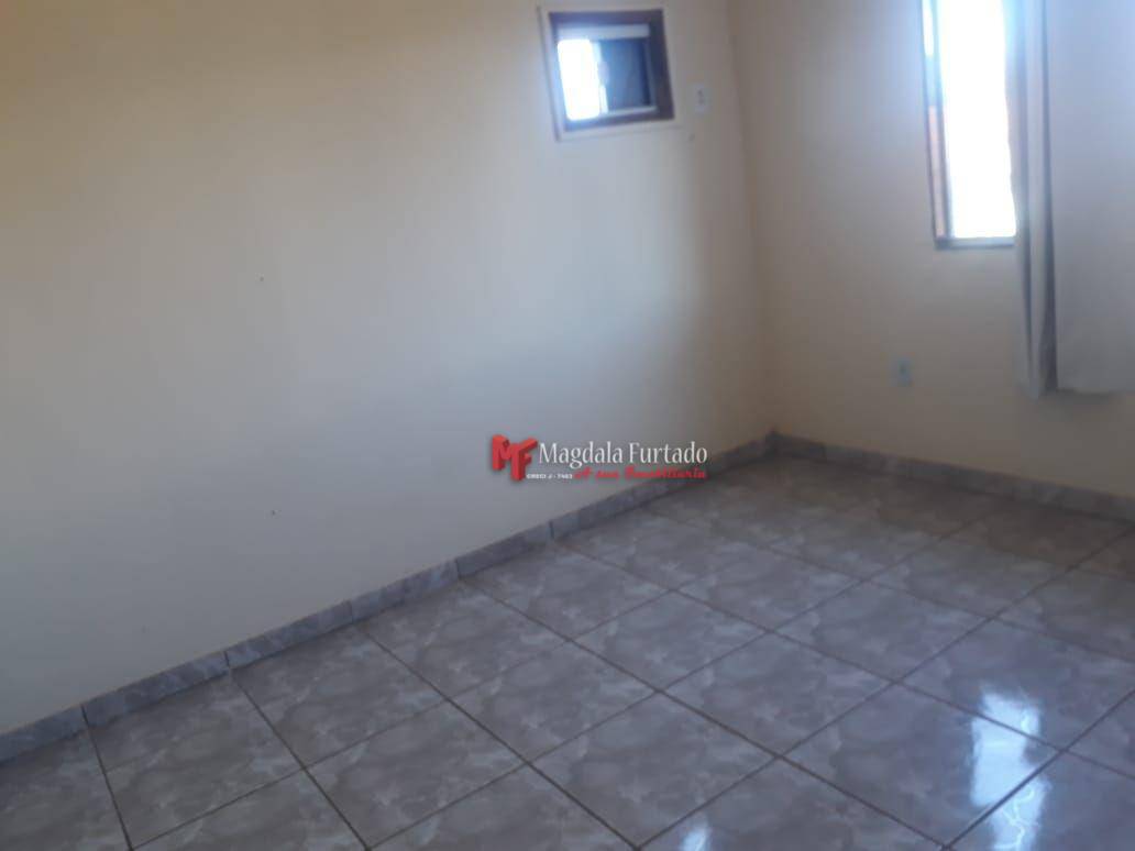 Casa à venda com 3 quartos, 91m² - Foto 13