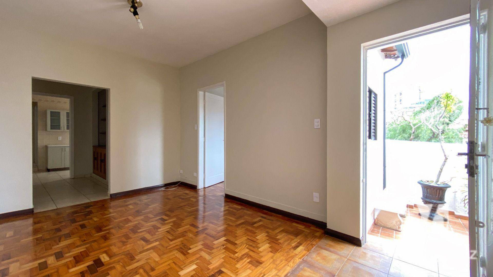 Casa para alugar com 3 quartos, 108m² - Foto 4