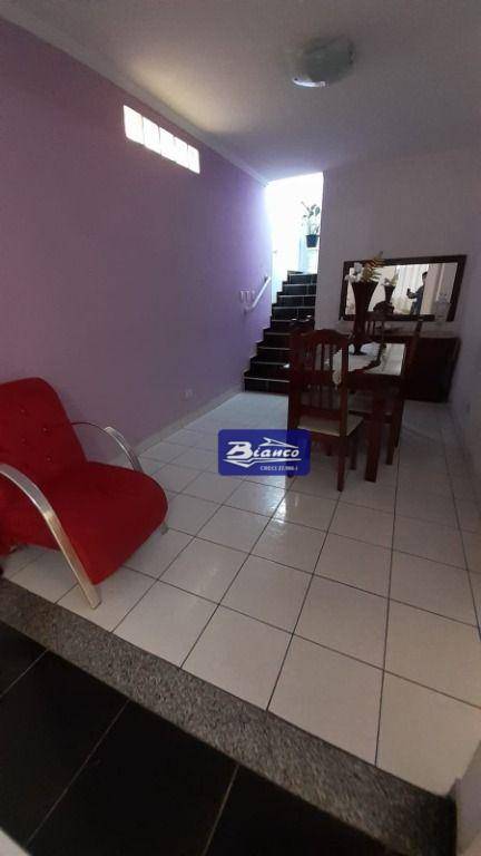 Sobrado à venda com 4 quartos, 120m² - Foto 5