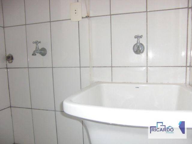 Apartamento à venda com 2 quartos, 78m² - Foto 25