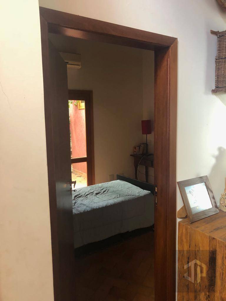 Casa à venda com 3 quartos, 750m² - Foto 16