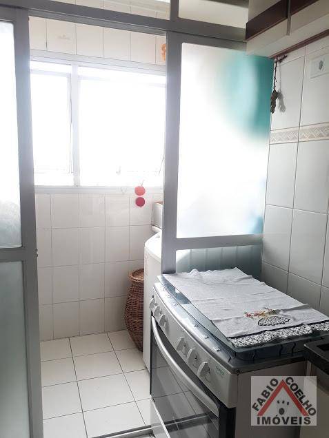 Apartamento à venda com 2 quartos, 63m² - Foto 6