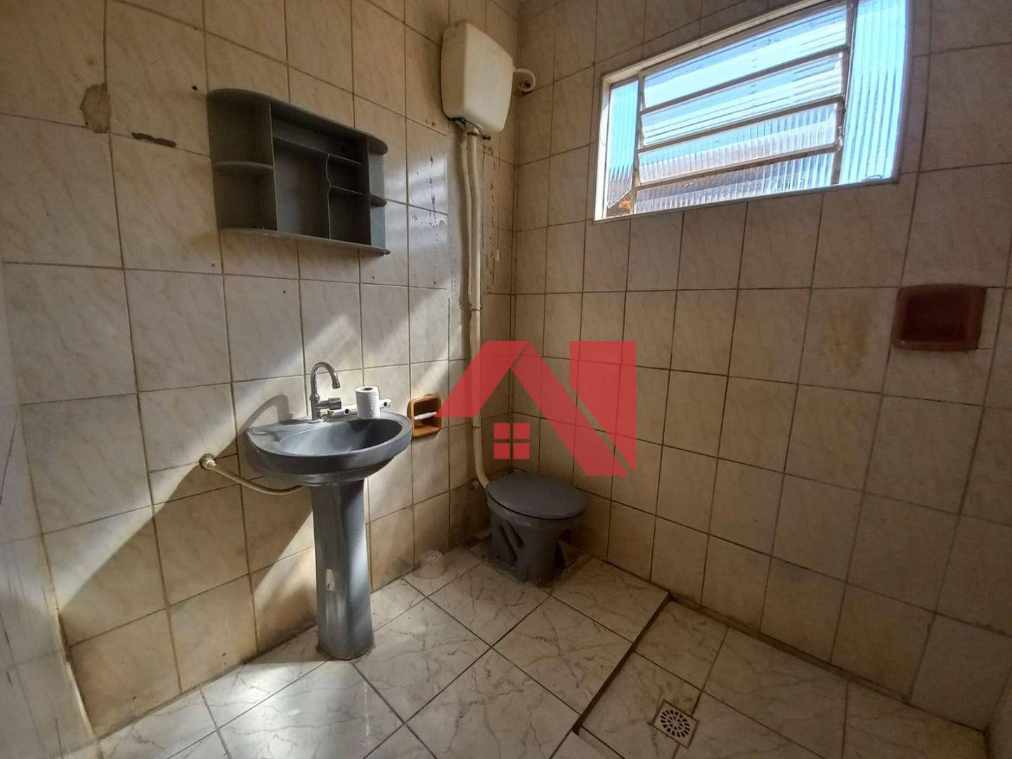 Casa à venda com 2 quartos, 80m² - Foto 5