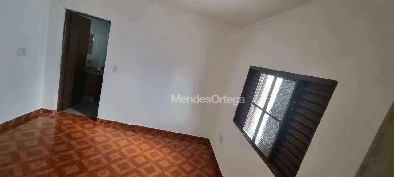 Casa à venda com 3 quartos, 200m² - Foto 7