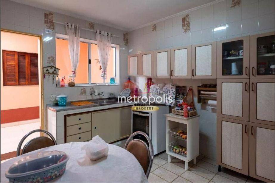 Sobrado à venda com 3 quartos, 200m² - Foto 8