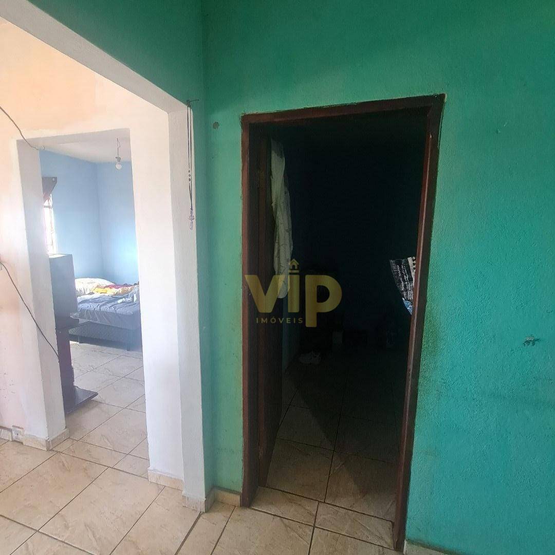 Casa à venda com 5 quartos, 155m² - Foto 4