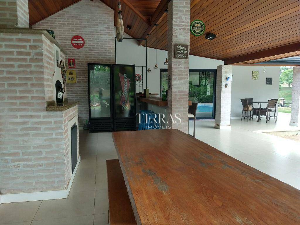 Casa à venda com 4 quartos, 300m² - Foto 15