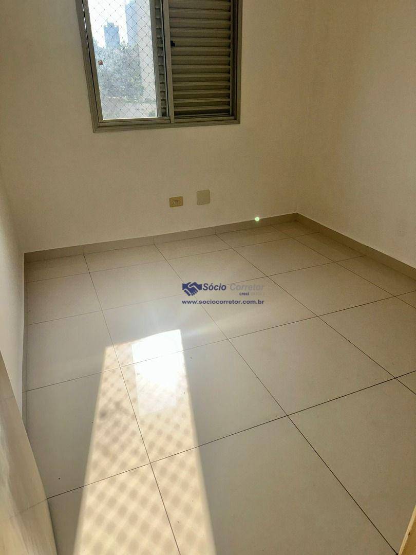 Apartamento à venda com 3 quartos, 70m² - Foto 5