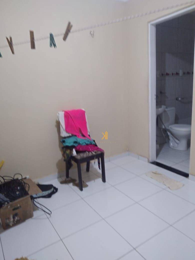 Apartamento à venda com 2 quartos, 80m² - Foto 7