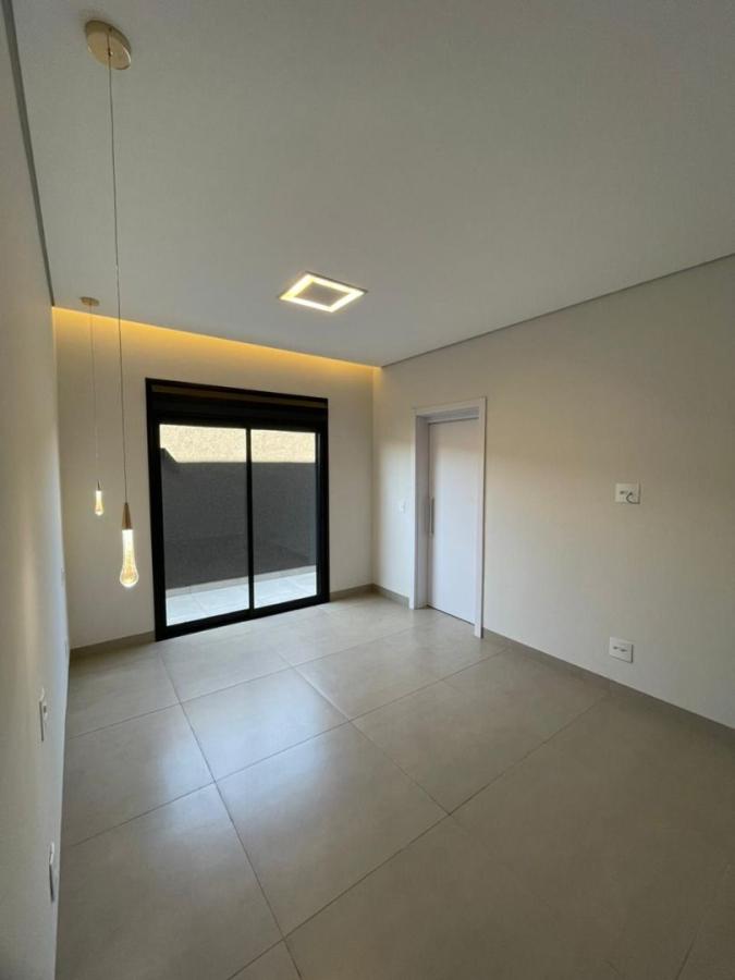 Casa à venda com 3 quartos, 223m² - Foto 14