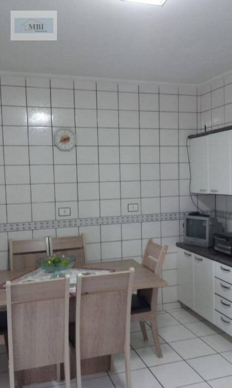 Apartamento à venda com 2 quartos, 70m² - Foto 30