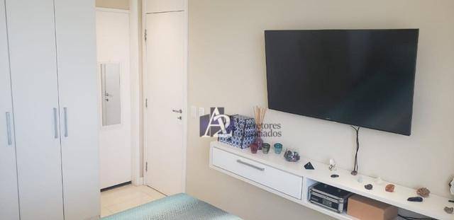 Apartamento à venda com 2 quartos, 70m² - Foto 10