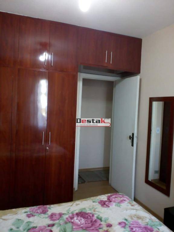 Apartamento à venda com 2 quartos, 70m² - Foto 27