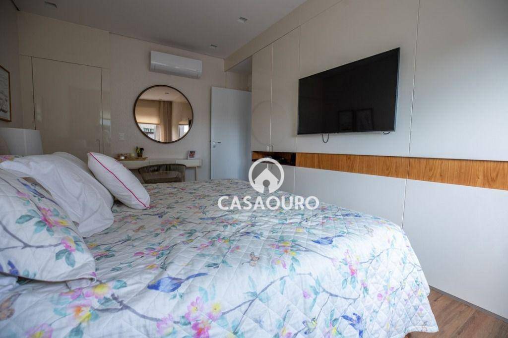 Apartamento à venda com 4 quartos, 197m² - Foto 10