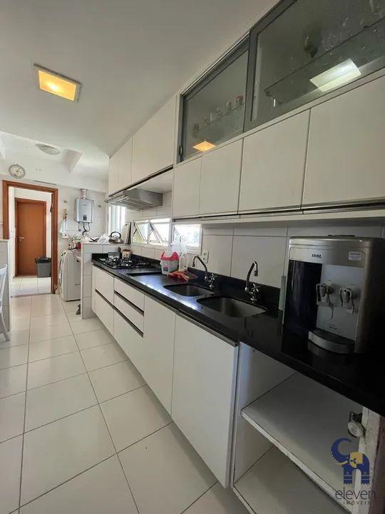 Apartamento à venda com 4 quartos, 212m² - Foto 12