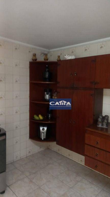 Sobrado à venda com 5 quartos, 200m² - Foto 6