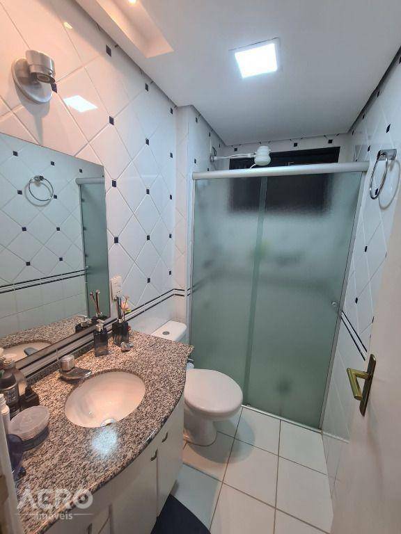 Apartamento à venda com 3 quartos, 90m² - Foto 8