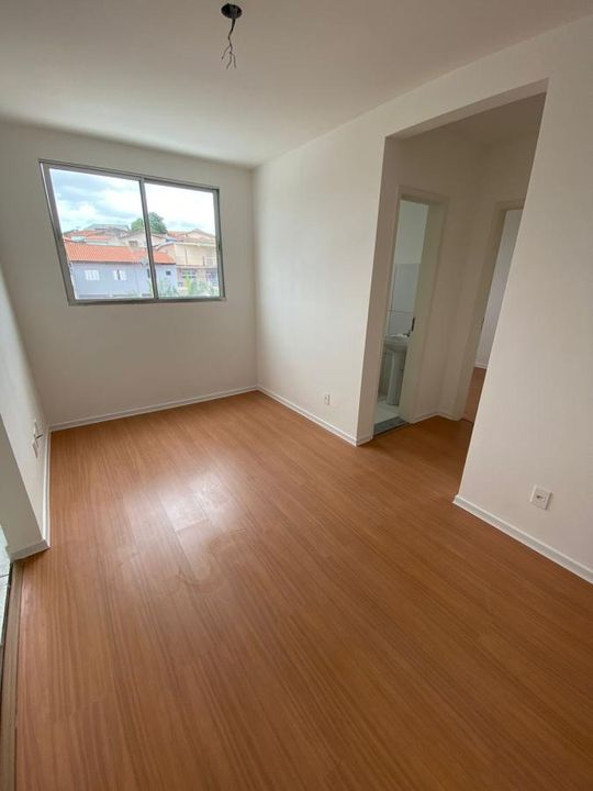 Apartamento à venda com 2 quartos, 45m² - Foto 1