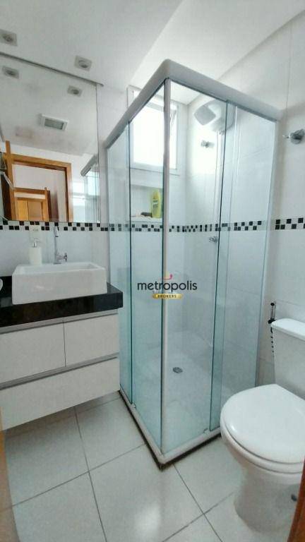 Apartamento à venda com 2 quartos, 70m² - Foto 18