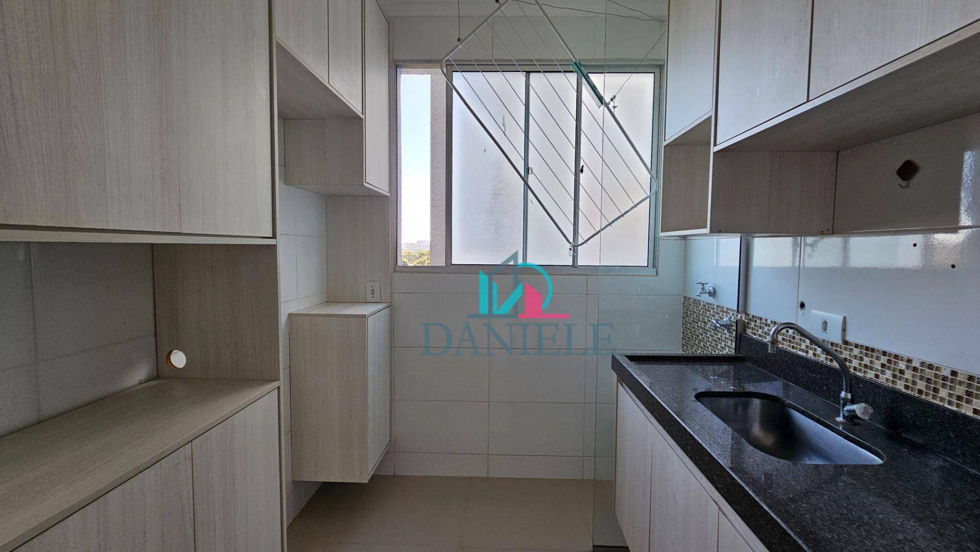 Apartamento à venda com 2 quartos, 44m² - Foto 4