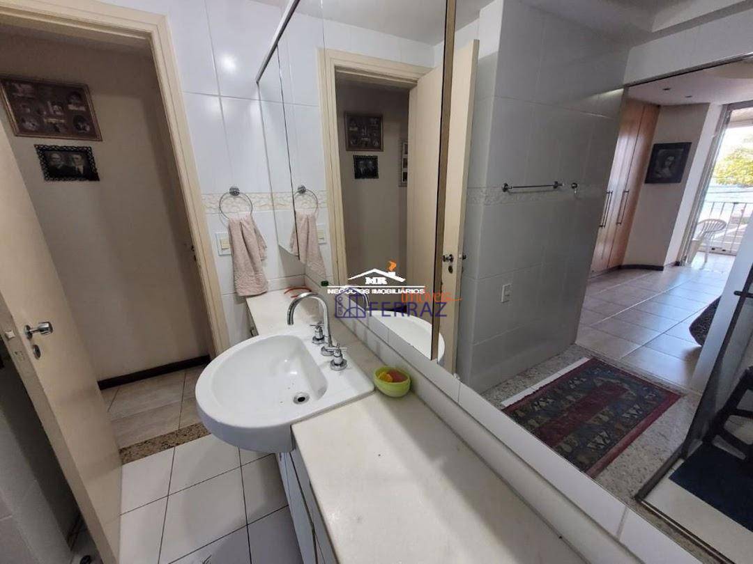 Apartamento à venda com 3 quartos, 196m² - Foto 16