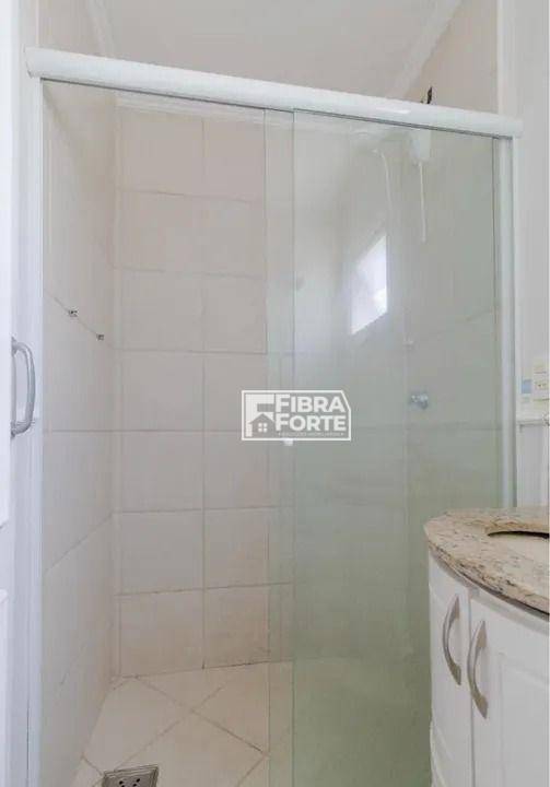 Apartamento à venda com 2 quartos, 70m² - Foto 11