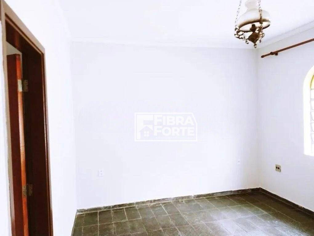 Casa à venda com 3 quartos, 170m² - Foto 14