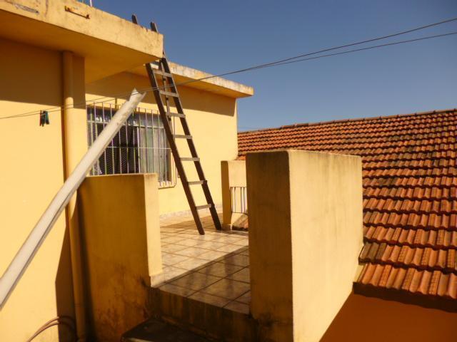 Casa à venda com 3 quartos, 200m² - Foto 26