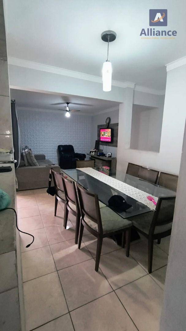 Casa à venda com 2 quartos, 80m² - Foto 13
