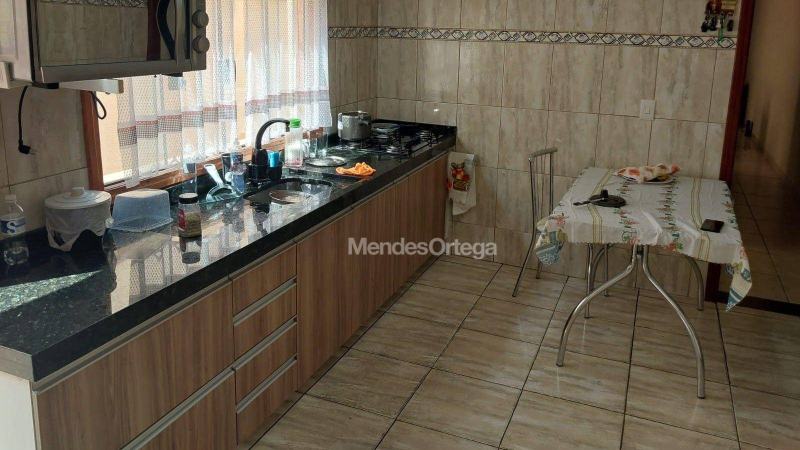 Casa, 3 quartos, 172 m² - Foto 4