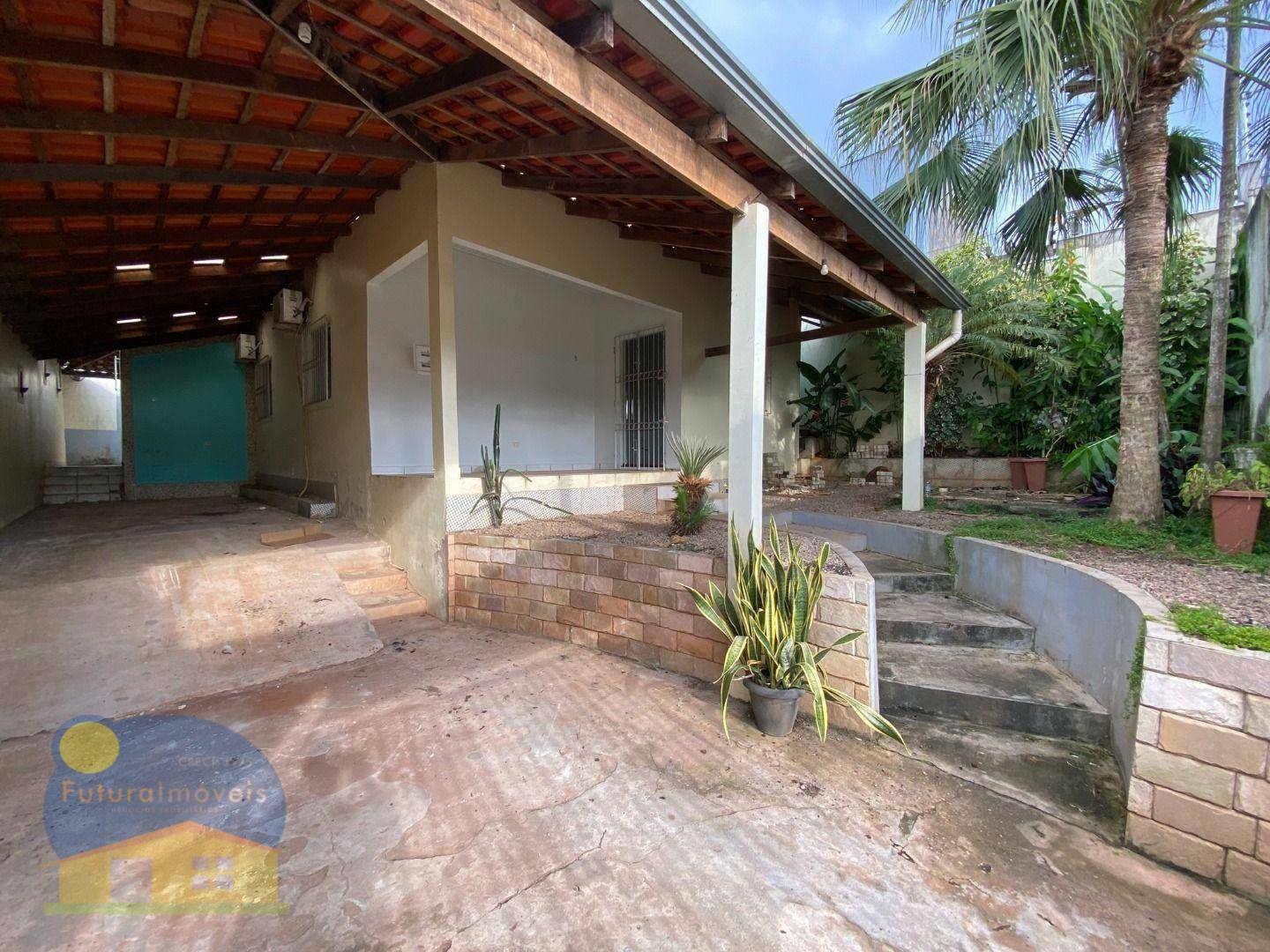 Casa à venda com 3 quartos, 216m² - Foto 3