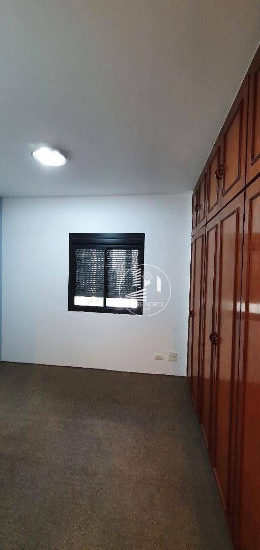 Apartamento para alugar com 4 quartos, 147m² - Foto 9