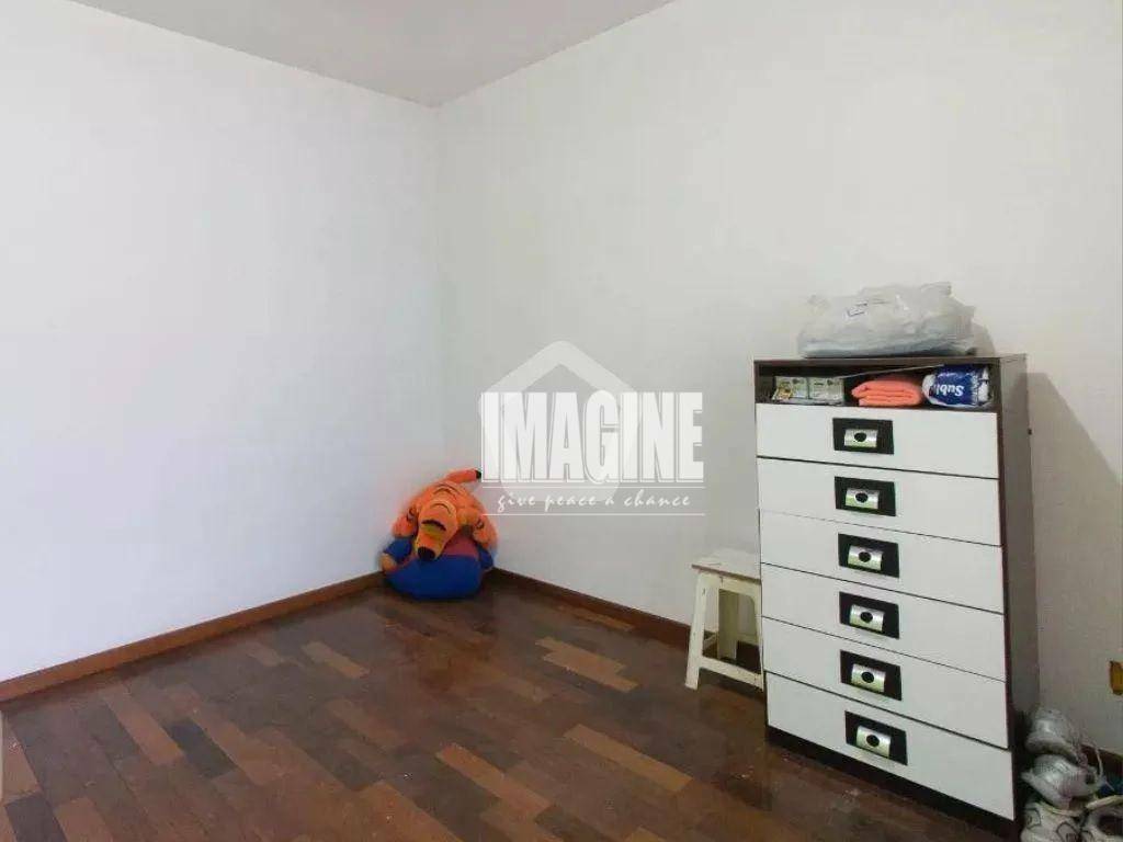 Sobrado à venda com 3 quartos, 250m² - Foto 9