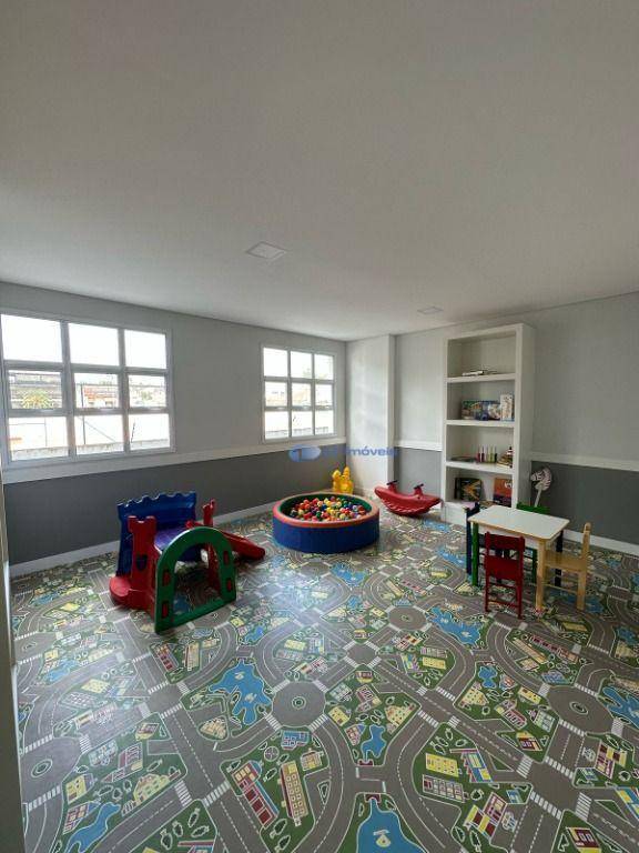 Apartamento para alugar com 3 quartos, 84m² - Foto 15