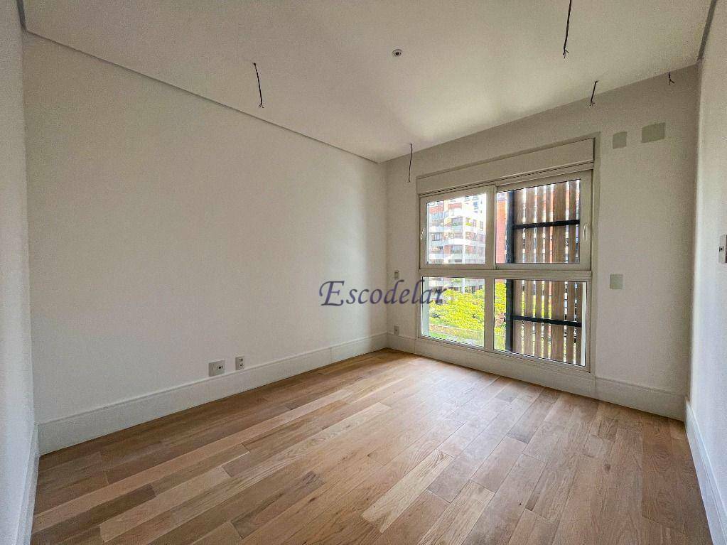 Apartamento à venda com 4 quartos, 227m² - Foto 34