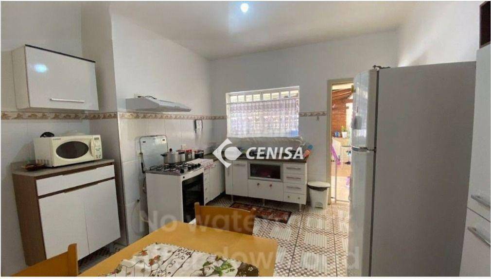 Casa à venda com 2 quartos, 210m² - Foto 2