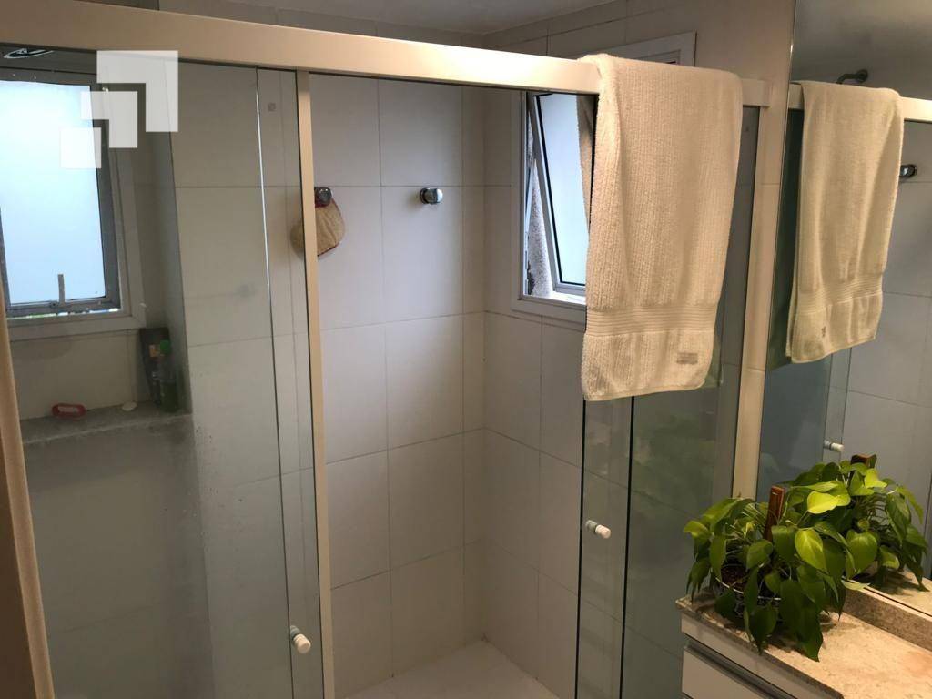 Apartamento à venda com 2 quartos, 78m² - Foto 13