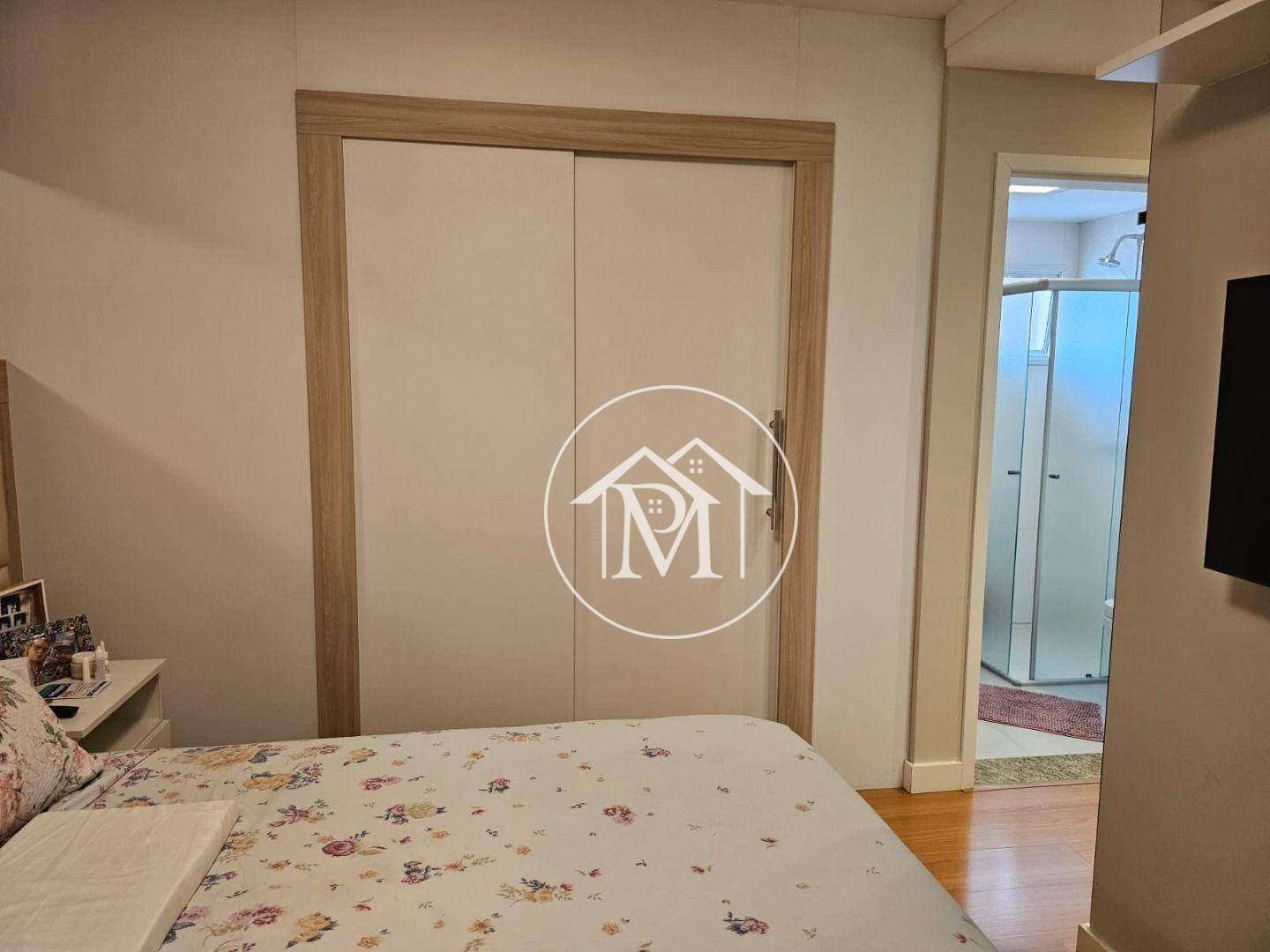 Apartamento à venda com 3 quartos, 97m² - Foto 9