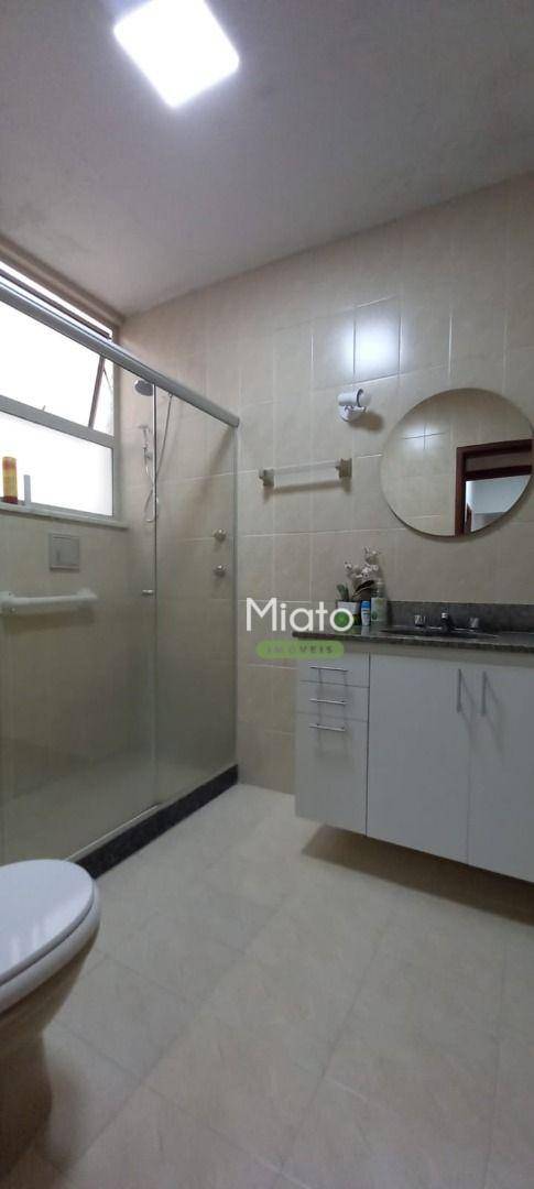 Apartamento à venda com 2 quartos, 77m² - Foto 3